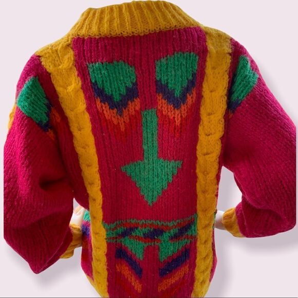 Vintage 80’s/ 90’s funky pop art mohair blend sweater - Picture 2 of 7